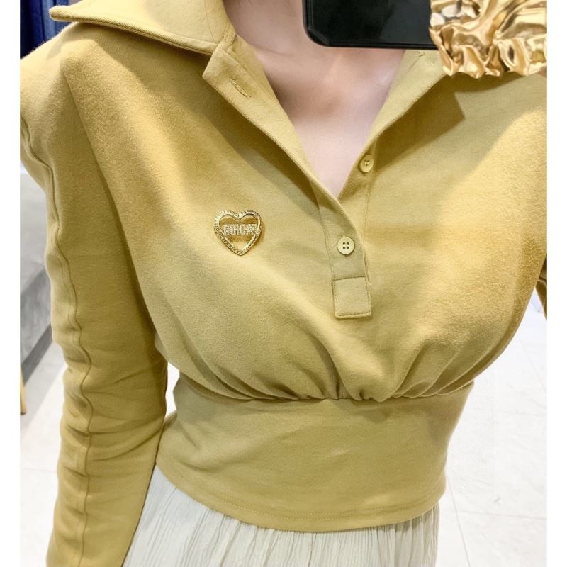 ch**an D*or brooches